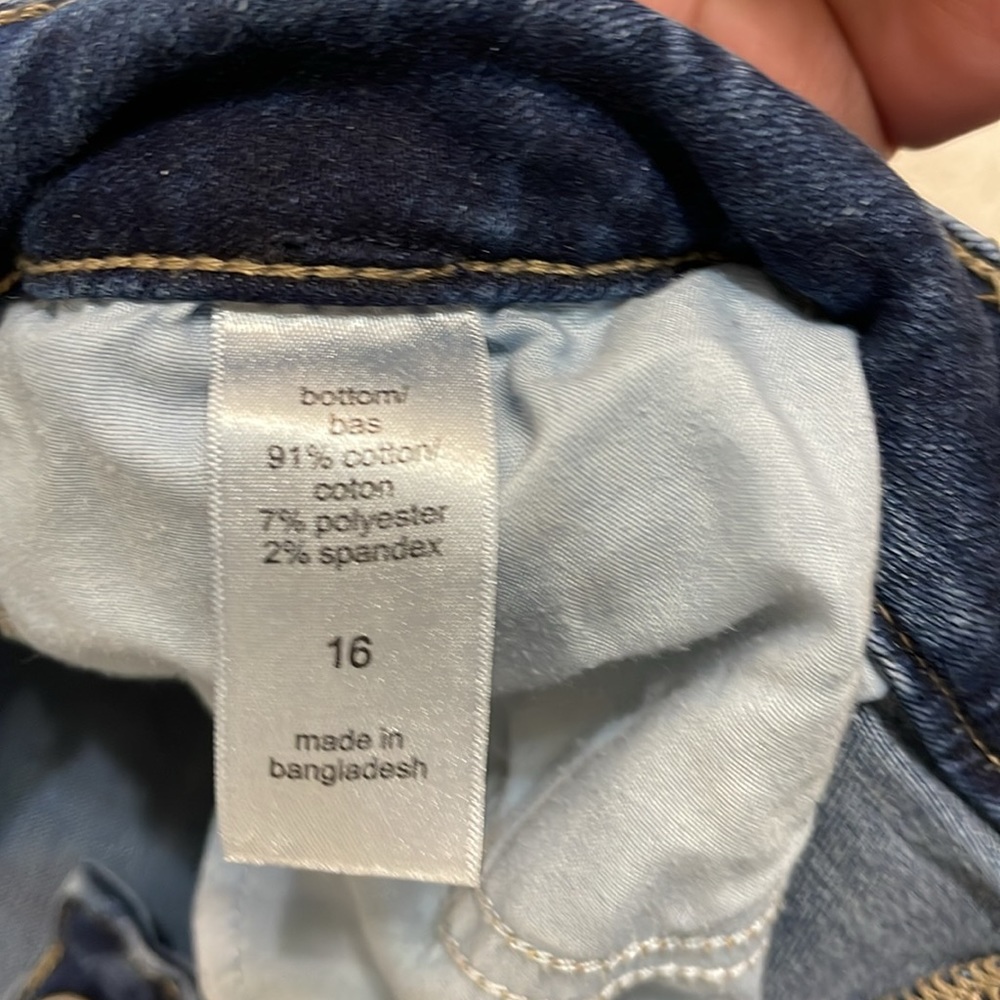 Maurice, Mid Rise Crops, Size 16 - Picture 2 of 5